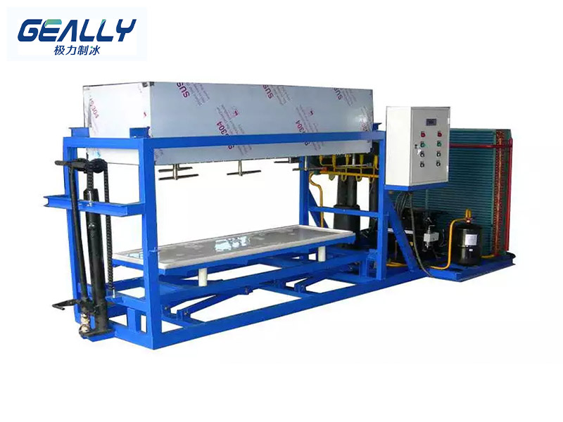 塊冰機(jī)的優(yōu)勢有哪些？挑選塊冰機(jī)要看哪幾方面？