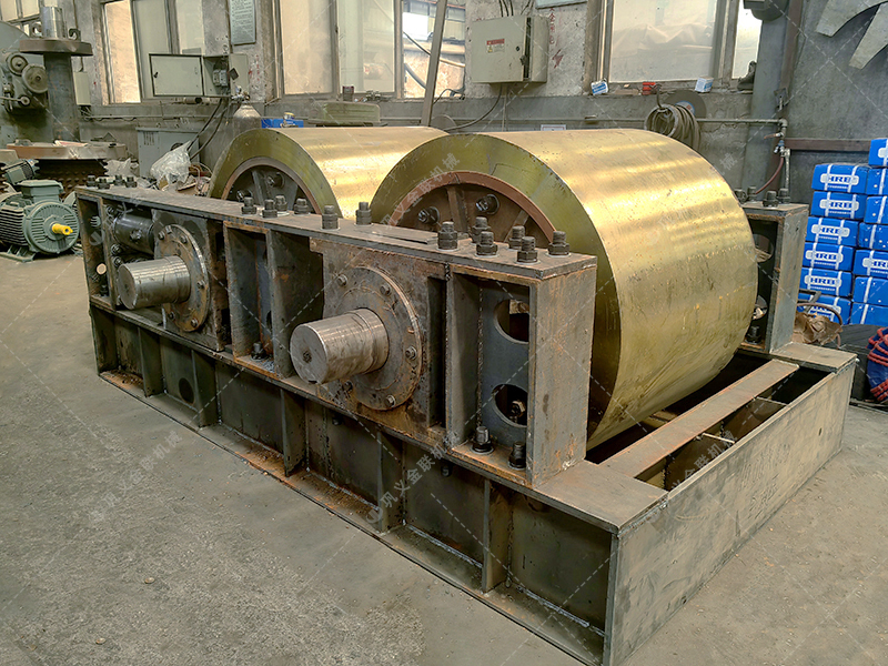 如何選擇適合您的液壓對(duì)輥制砂機(jī)？購(gòu)買指南來(lái)了！