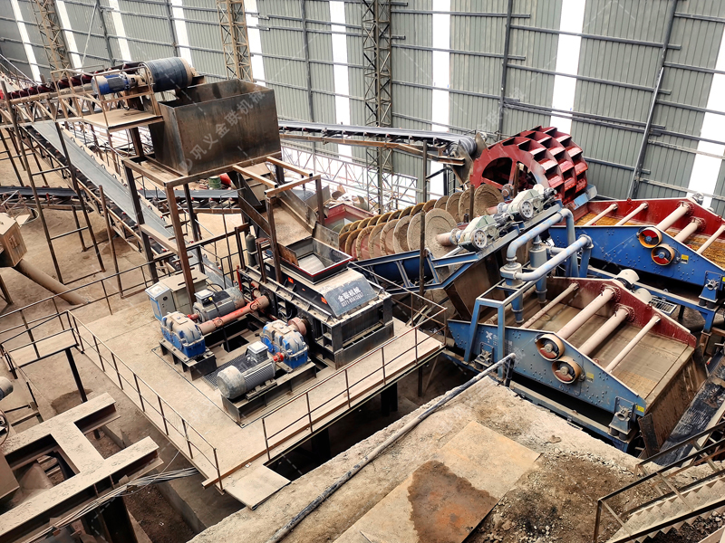 如何選擇適合您的液壓對(duì)輥制砂機(jī)？購(gòu)買指南來(lái)了！